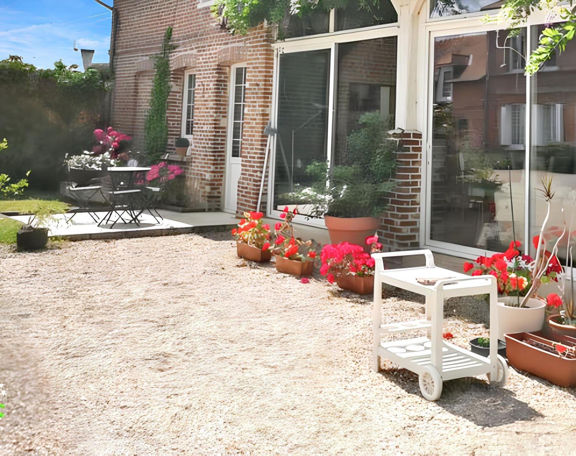 Vila Maison Charmante Au Vaudreuil Avec Magnifique Jardin Clos Le Vaudreuil Exteriér fotografie